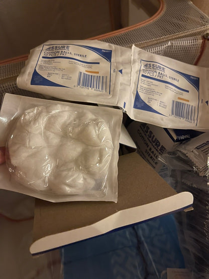 [Bundle of 20] ASSURE Cotton Ball Sterile 0.5G